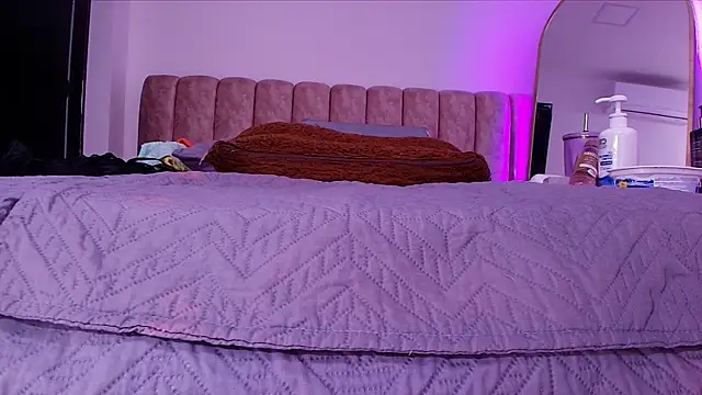  linda milk  online show from 04/02/26, 03:02