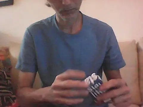 Snapshot of latinx44 chatting on 06/04/26, 07:57 latinx44 online show from 06/04/26, 07:57