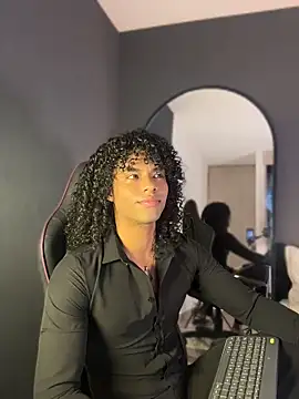 Lucas eevans online show from 04/14/26, 12:32