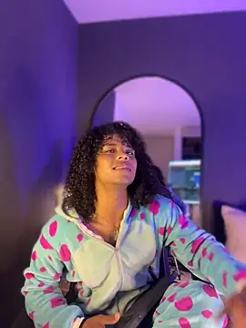 Lucas eevans online show from 04/08/26, 01:12