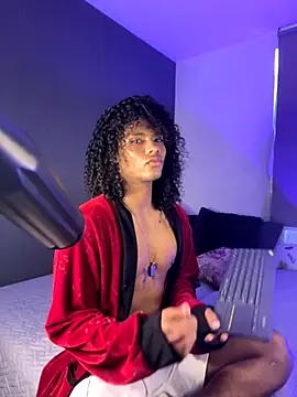 Snapshot of Lucas_eevans chatting on 09/10/25, 12:37 Lucas eevans online show from 09/10/25, 12:37