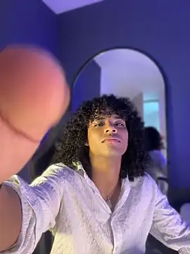 Lucas eevans online show from 04/09/26, 12:33