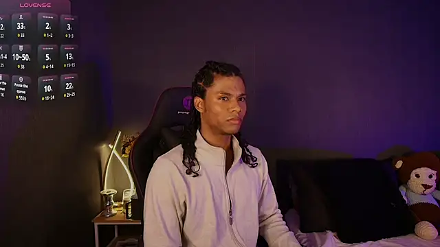 Lucas eevans online show from 06/16/26, 02:06