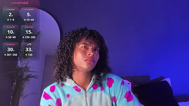 Snapshot of Lucas_eevans chatting on 10/06/25, 12:39 Lucas eevans online show from 10/06/25, 12:39