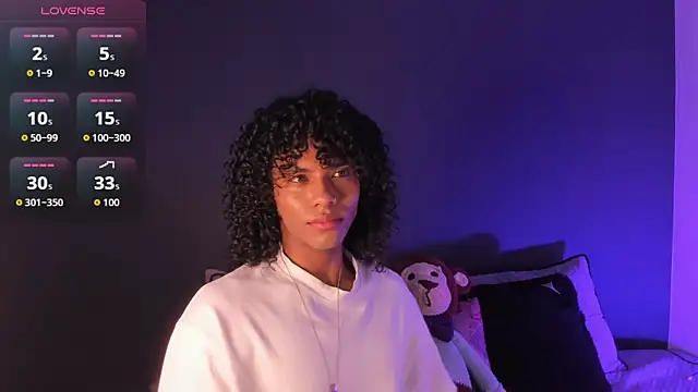 Snapshot of Lucas_eevans chatting on 09/16/25, 10:16 Lucas eevans online show from 09/16/25, 10:16