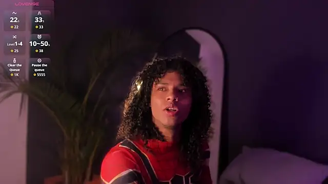 Snapshot of Lucas_eevans chatting on 12/18/25, 12:31 Lucas eevans online show from 12/18/25, 12:31