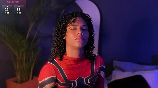 Snapshot of Lucas_eevans chatting on 11/17/25, 01:48 Lucas eevans online show from 11/17/25, 01:48