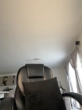 Snapshot of Frank_Farrell chatting on 02/24/26, 07:59 Frank Farrell online show from 02/24/26, 07:59