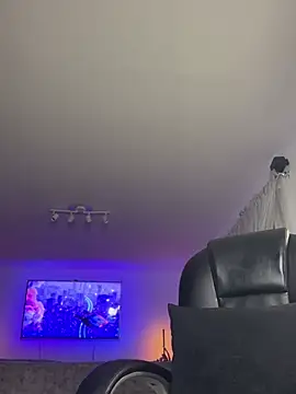 Snapshot of Frank_Farrell chatting on 02/03/26, 01:05 Frank Farrell online show from 02/03/26, 01:05