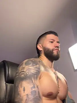 Snapshot of Frank_Farrell chatting on 02/01/26, 09:13 Frank Farrell online show from 02/01/26, 09:13