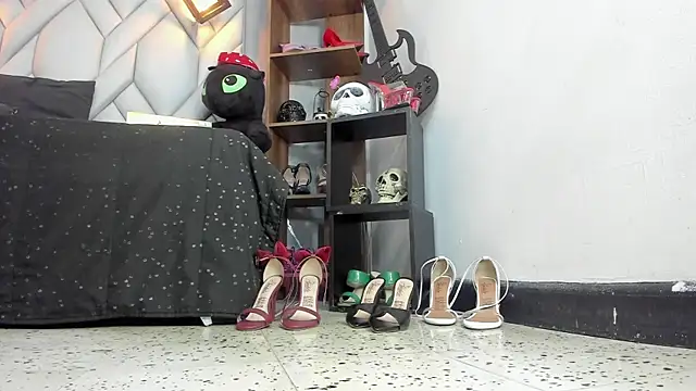 Snapshot of MirandaHaguen chatting on 01/08/26, 08:48 MirandaHaguen online show from 01/08/26, 08:48