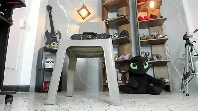 MirandaHaguen online show from 11/29/25, 08:53