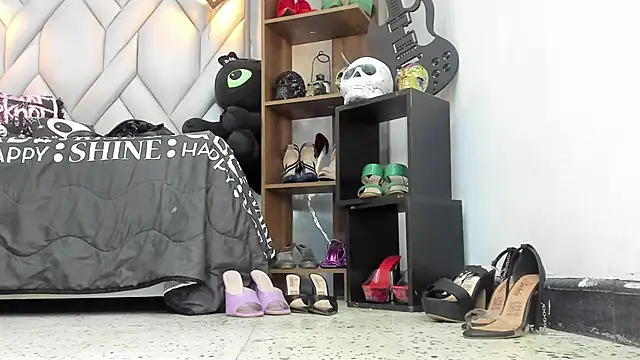 MirandaHaguen online show from 03/03/26, 09:00