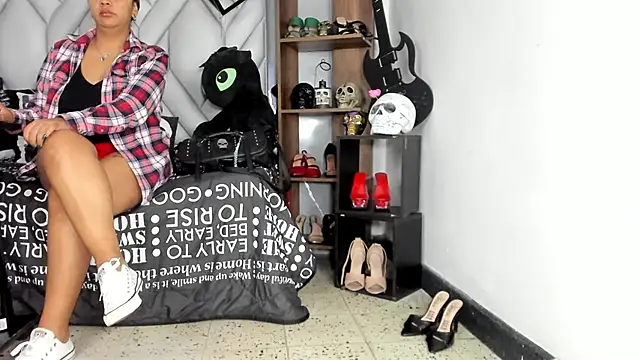 MirandaHaguen online show from 04/12/26, 01:14