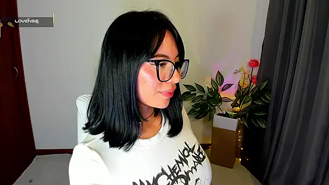 Silvanna-Moree online show from 02/16/26, 05:11