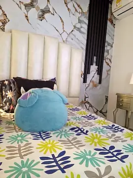 mollieblue69 online show from 05/10/26, 01:04