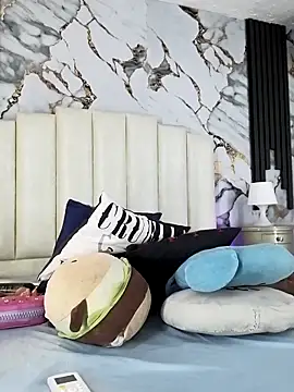 mollieblue69 online show from 11/15/25, 12:53