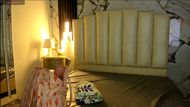 mollieblue69 online show from 12/02/25, 03:58