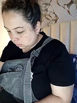 mollieblue69 online show from 03/09/26, 12:52