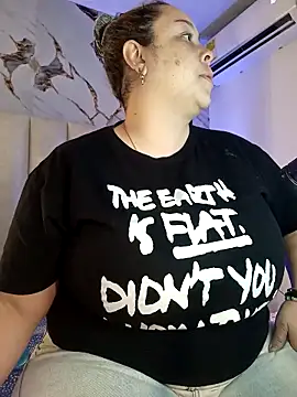 mollieblue69 online show from 12/21/25, 12:40