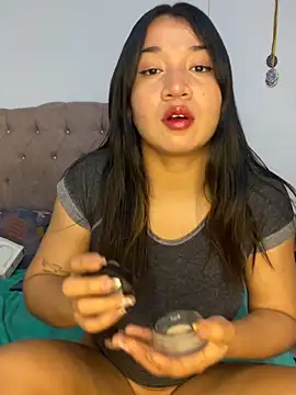 Lizzi 049 online show from 12/18/25, 11:08