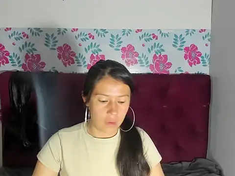 sandyquinnxx online show from 10/21/25, 04:50