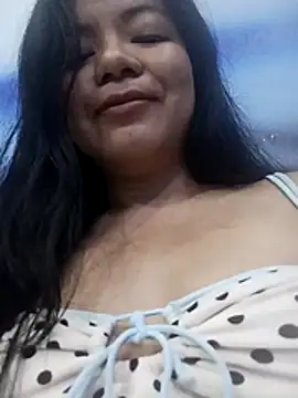 asian-doll online show from 11/29/25, 08:53