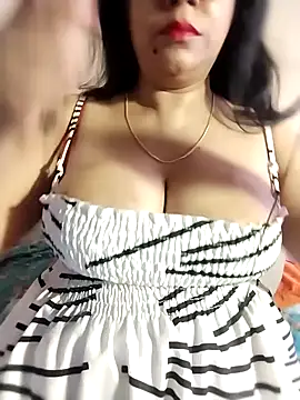 Snapshot of tharu_sweet chatting on 09/24/25, 04:41 tharu sweet online show from 09/24/25, 04:41