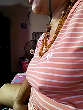 Snapshot of tharu_sweet chatting on 03/20/25, 05:36 tharu sweet online show from 03/20/25, 05:36