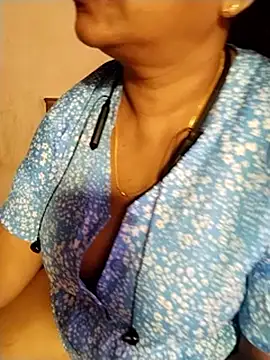 Snapshot of tharu_sweet chatting on 09/15/25, 07:25 tharu sweet online show from 09/15/25, 07:25