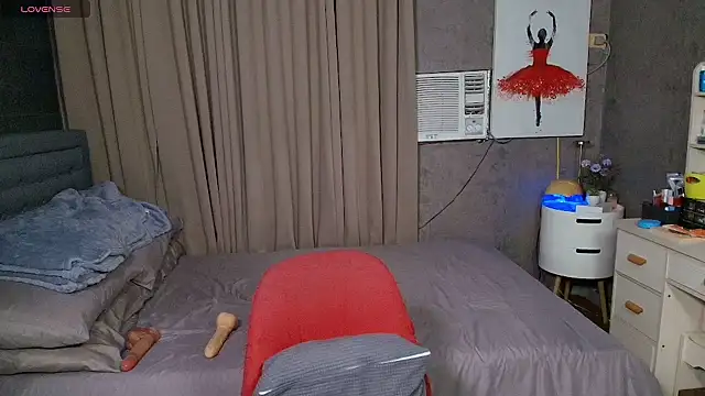 Pretty Cassie69 online show from 03/26/26, 11:30