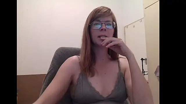 Snapshot of SavannaGirly chatting on 06/04/26, 08:30 SavannaGirly online show from 06/04/26, 08:30