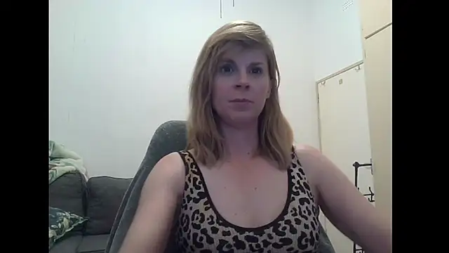 SavannaGirly online show from 12/03/25, 09:31