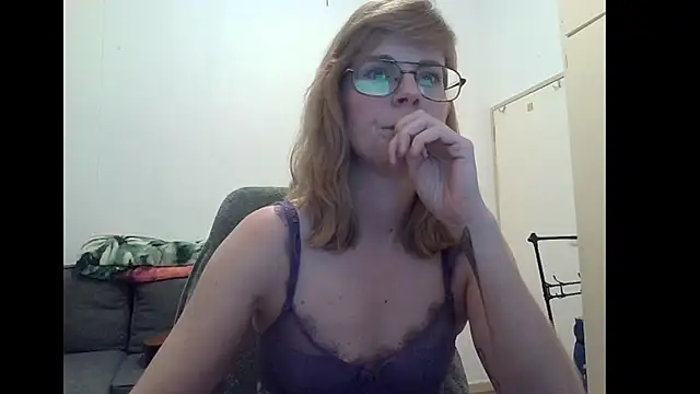 SavannaGirly online show from 11/04/25, 08:12