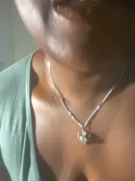 Cardiebae89 online show from 06/05/26, 06:51
