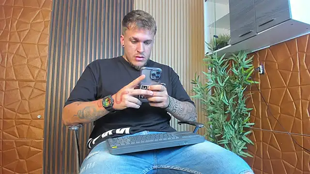 keane lee online show from 03/14/25, 08:17