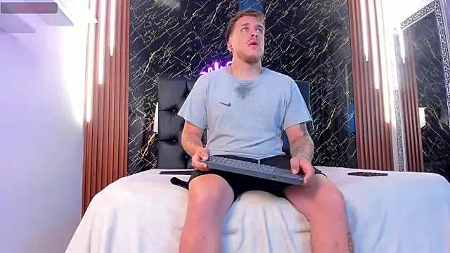 keane lee online show from 09/09/25, 01:09