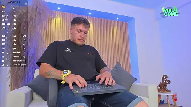 keane lee online show from 01/31/25, 10:52