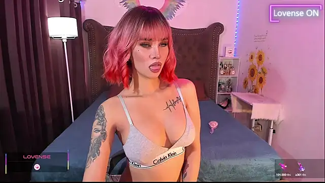 Snapshot of xlovemekara chatting on 01/19/25, 02:06 xlovemekara online show from 01/19/25, 02:06