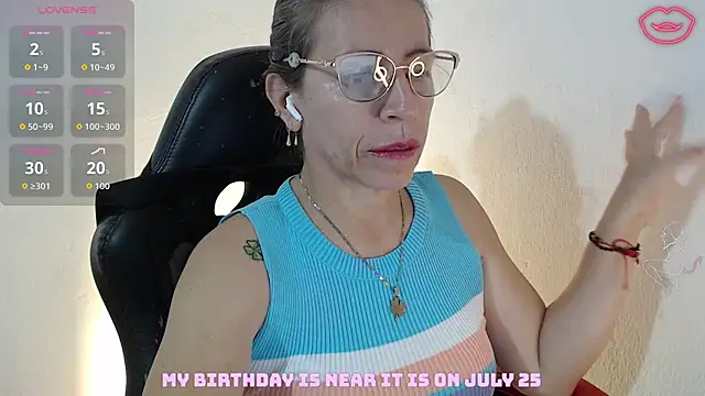 Snapshot of Chayla_Ruiz chatting on 07/13/26, 07:46 Chayla Ruiz online show from 07/13/26, 07:46