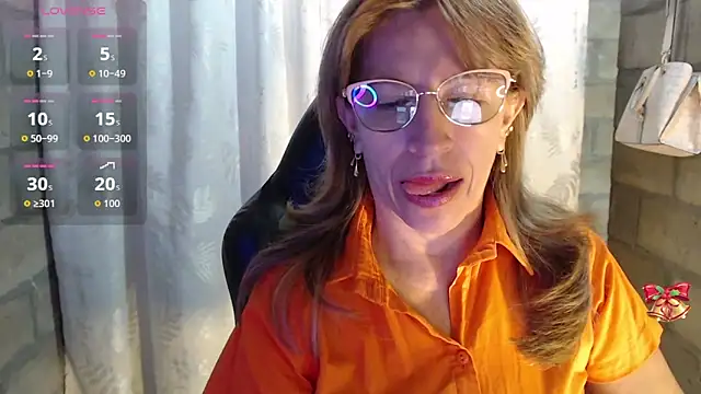 Chayla Ruiz online show from 03/10/26, 01:37