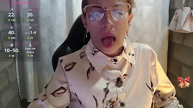 Chayla Ruiz online show from 03/03/26, 07:21