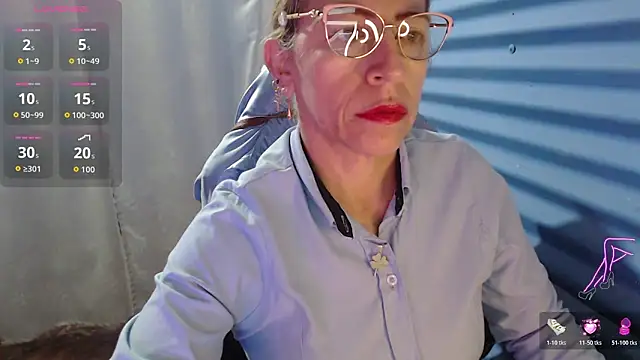 Chayla Ruiz online show from 05/19/26, 10:44