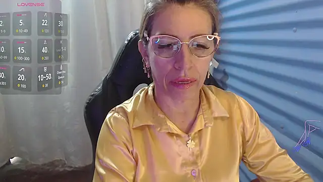 Snapshot of Chayla_Ruiz chatting on 06/03/26, 01:23 Chayla Ruiz online show from 06/03/26, 01:23