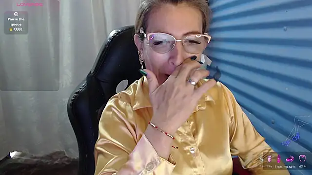 Snapshot of Chayla_Ruiz chatting on 06/03/26, 02:33 Chayla Ruiz online show from 06/03/26, 02:33