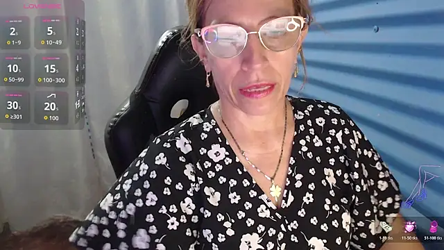 Chayla Ruiz online show from 05/08/26, 01:15