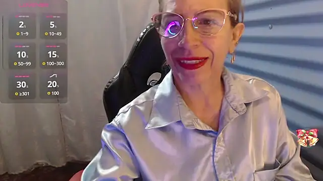 Chayla Ruiz online show from 04/18/26, 09:00