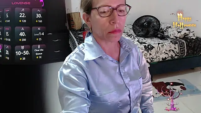 Snapshot of Chayla_Ruiz chatting on 10/23/25, 12:09 Chayla Ruiz online show from 10/23/25, 12:09