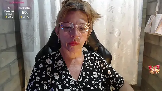 Chayla Ruiz online show from 02/28/26, 09:47