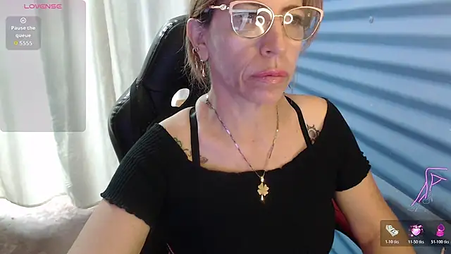 Chayla Ruiz online show from 05/31/26, 05:08